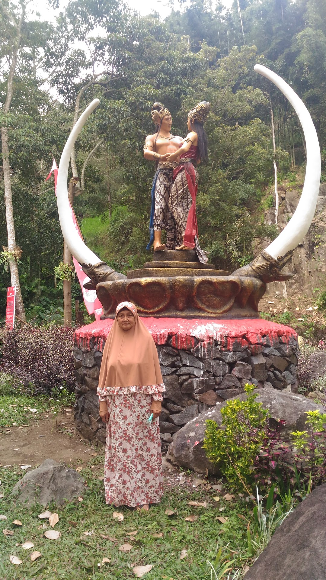 Wisatabromomurahreligi