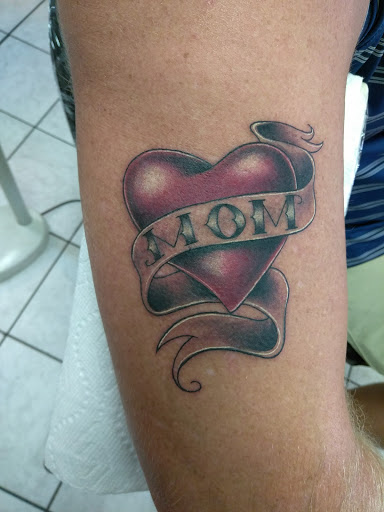 Tattoo Shop «Unlimited Tattoo», reviews and photos, 359 S Irwindale Ave, Azusa, CA 91702, USA