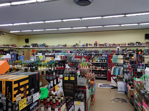 Liquor Store «Town & Country Liquors», reviews and photos, 2944 W 47th St, Chicago, IL 60632, USA