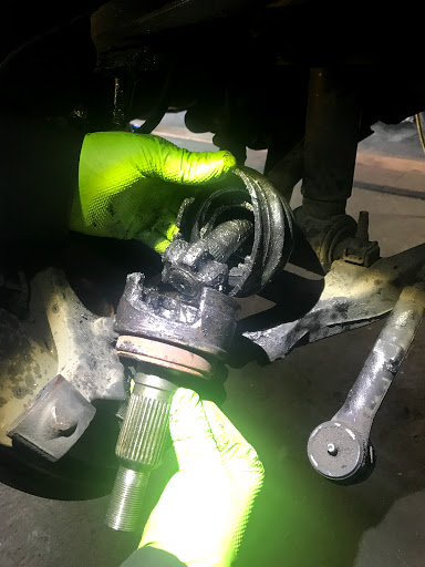 Auto Repair Shop «Mechanic Northwest», reviews and photos, 30402 Pacific Hwy S, Federal Way, WA 98003, USA