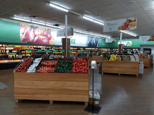 Supermarket «Green Grocers», reviews and photos, 20 Welcher Ave, Peekskill, NY 10566, USA