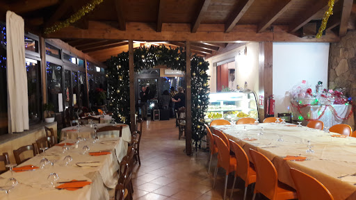 Bar Pizzeria Tavola Calda La Tova in Loiri, Provincia di Sassari
