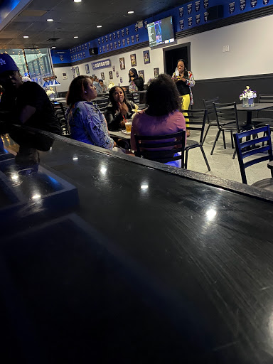 Bar «The Social Club Lounge and Event Venue», reviews and photos, 4419 Crossroads Center, Columbus, OH 43232, USA