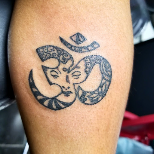 Explore 1976 tattoo ideas, creative tattoo ideas in Erie, available at EliKingInk