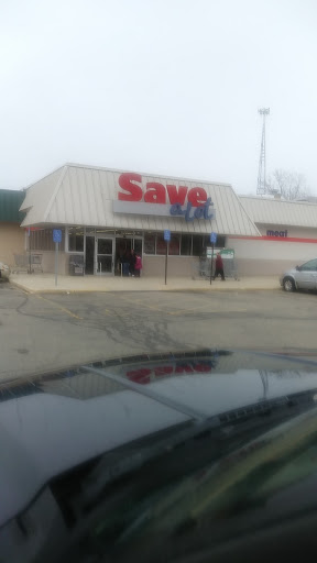 Grocery Store «Save-A-Lot», reviews and photos, 661 E 24th St #810, Holland, MI 49423, USA