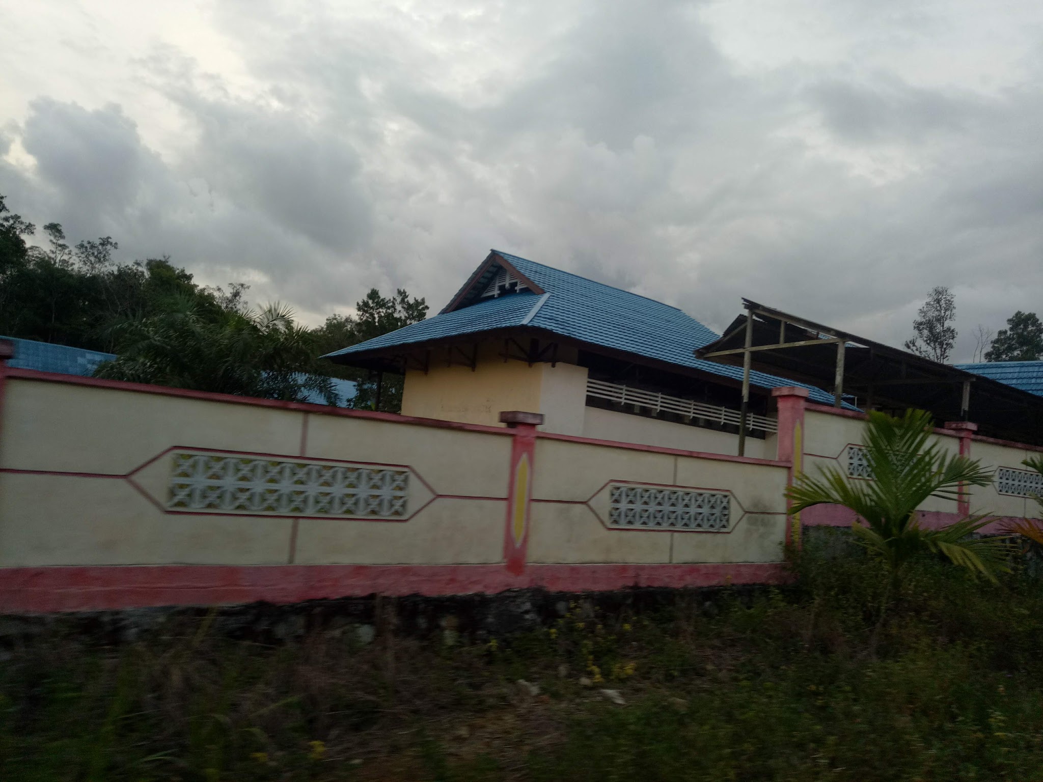Foto SMP  Negeri 1 Sompak, Kab. Landak