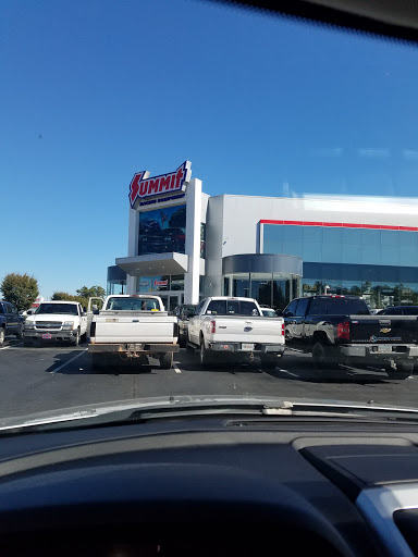 Auto Parts Store «Summit Racing Equipment», reviews and photos, 20 King Mill Rd, McDonough, GA 30253, USA
