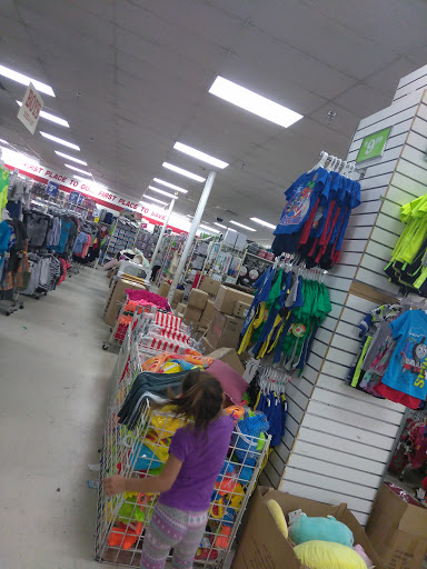 Discount Store «Fallas Paredes Discount Stores», reviews and photos, 2223 S Buckner Blvd #225, Dallas, TX 75227, USA