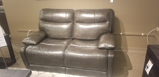 Furniture Store «Ashley HomeStore», reviews and photos, 3200 Mall Loop Dr, Joliet, IL 60431, USA