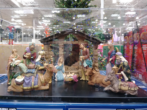 Warehouse store «Costco Wholesale», reviews and photos, 5901 Redwood Dr, Rohnert Park, CA 94928, USA