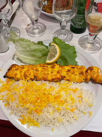 Plats et boissons du Restaurant de spécialités perses Colbeh à Paris - n°2