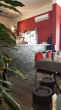 Atmosphère du Restaurant méditerranéen La Table d'Hanaé à Le Grau-du-Roi - n°5