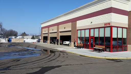 Tire Shop «Discount Tire Store - White Lake, MI», reviews and photos, 9378 Highland Rd, White Lake, MI 48386, USA