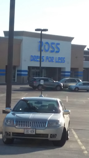 Clothing Store «Ross Dress for Less», reviews and photos, 5915 75th St, Kenosha, WI 53140, USA