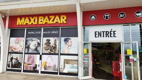 Maxi Bazar à Lieusaint
