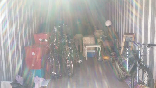 Truck Rental Agency «U-Haul Moving & Storage at El Camino Ave», reviews and photos, 1850 Glenrose Ave, Sacramento, CA 95815, USA