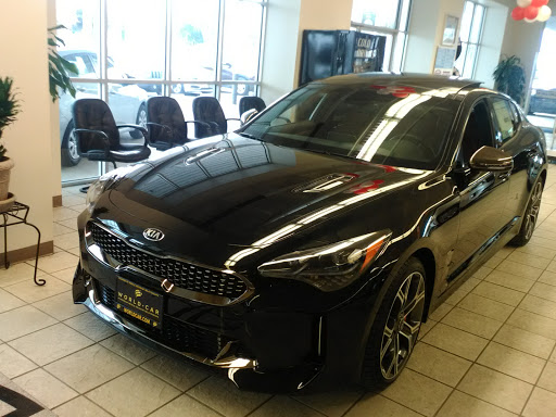 Car Dealer «World Car Kia South», reviews and photos, 7915 Interstate 35 Access Rd, San Antonio, TX 78224, USA