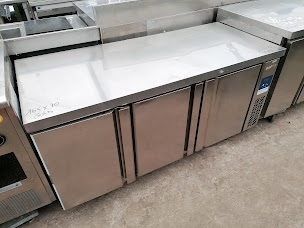 Photo n°20 de Etablissements Bravo- BROCANTE D'EPINAY à Épinay-sur-Seine ()