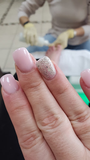 Beauty Salon «Orenco Salon Bar», reviews and photos, Orenco Salon Bar, 1297 NE Orenco Station Pkwy E, Hillsboro, OR 97124, USA