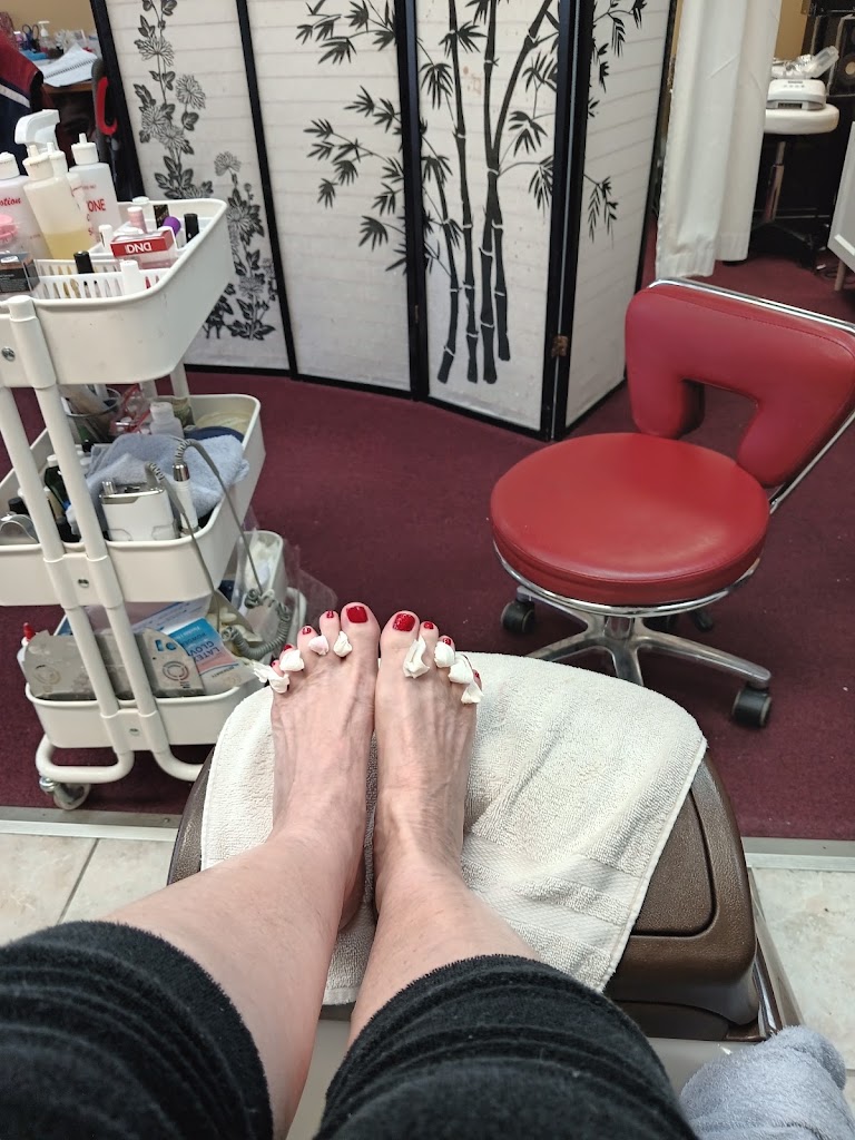 Rose Nails 92586