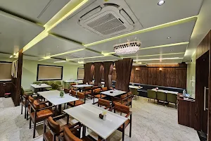 Vishwa Sky View Restaurant image