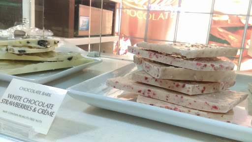 Shopping Mall «Kittery Premium Outlets», reviews and photos, 375 US-1, Kittery, ME 03904, USA