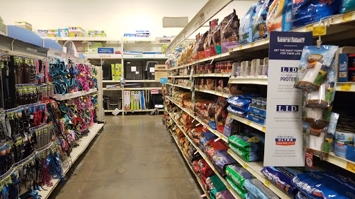 Pet Supply Store «PetSmart», reviews and photos, 170 Marketplace Blvd, Hamilton Township, NJ 08691, USA