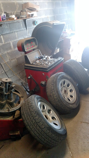 Used Car Dealer «Les Auto Sales Inc», reviews and photos, 8188 Churchill Ave NW, Leeds, AL 35094, USA