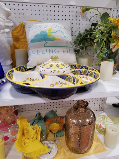 Thrift Store «Goodwill - Blaine: Ulysses Lane NE», reviews and photos