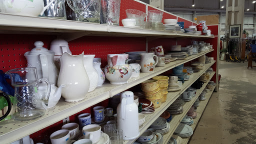 Thrift Store «The Salvation Army Family Store & Donation Center», reviews and photos