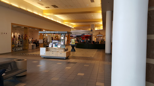 Shopping Mall «Enfield Square», reviews and photos, 90 Elm St, Enfield, CT 06082, USA