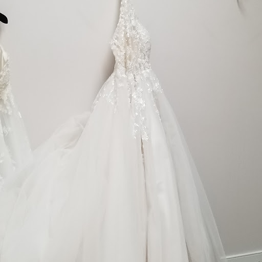 Bridal Shop «Curvaceous Couture Bridal», reviews and photos, 9130 Red Branch Rd t, Columbia, MD 21045, USA