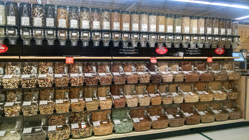 Grocery Store «Lunds & Byerlys Highland Park», reviews and photos, 2128 Ford Pkwy, St Paul, MN 55116, USA