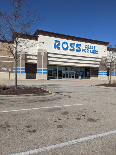 Clothing Store «Ross Dress for Less», reviews and photos, 484 Randall Rd, South Elgin, IL 60177, USA