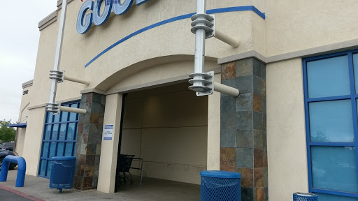 Thrift Store «Goodwill», reviews and photos