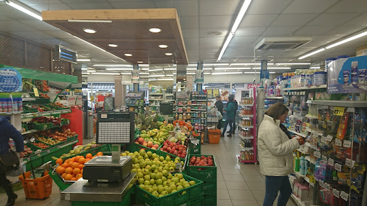 Lupa Supermercados C. Padre Ángel, S/N, 39540 San Vicente de la Barquera, Cantabria, España