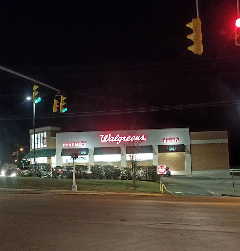 Drug Store «Walgreens», reviews and photos, 311 E Main St, Middletown, CT 06457, USA