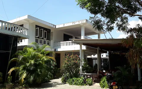 Richards Guest House image
