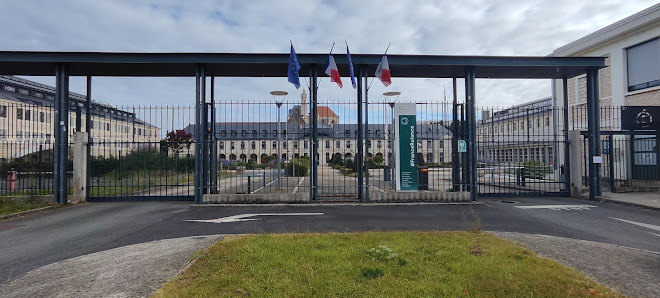 Rectorat de l'académie de Poitiers 22 Rue Guillaume 7 le Troubadour, 86000 Poitiers, France