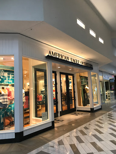 American Eagle & Aerie Store image 1