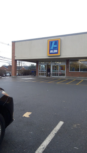 Supermarket «ALDI», reviews and photos, 6 Van Dyke Ave, New Brunswick, NJ 08901, USA