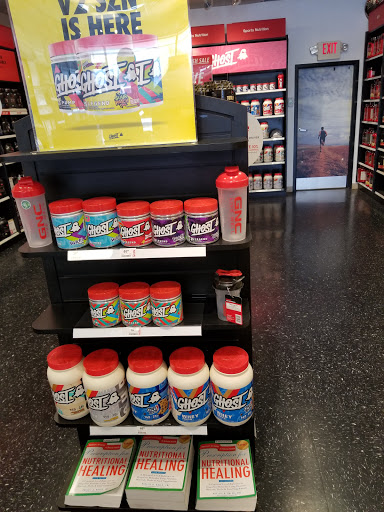 Vitamin & Supplements Store «GNC», reviews and photos, 5230 Dixie Hwy, Louisville, KY 40216, USA