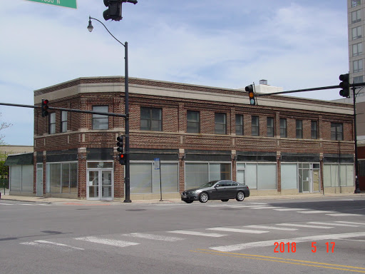 Eye Care Center «Vision 20/20», reviews and photos, 4863 N Broadway St, Chicago, IL 60640, USA