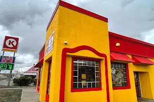 Los victor's Mexican food California Style image