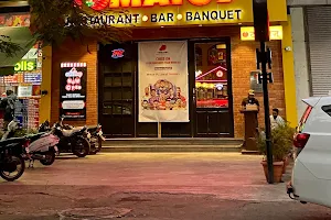 Tomato's Nashik Restaurant & Bar image