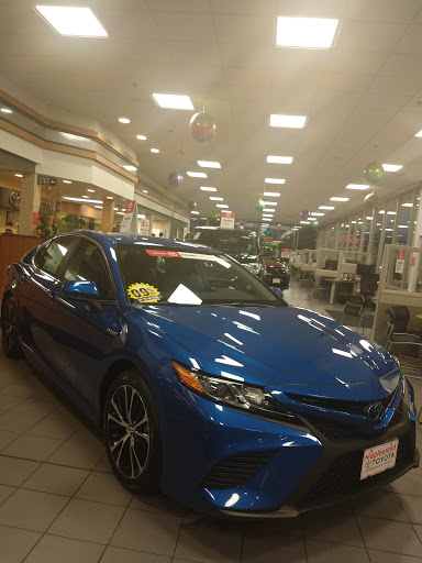 Toyota Dealer «Maplewood Toyota», reviews and photos, 2873 Maplewood Dr, Maplewood, MN 55109, USA