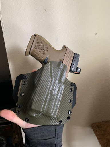 Gun Shop «Black Rhino Concealment», reviews and photos, 24 Center Dr #6, Gilberts, IL 60136, USA