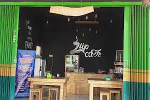 Ziip Cafe image