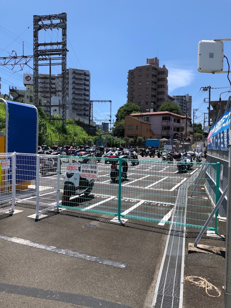 小田急町田バイク駐輪場
