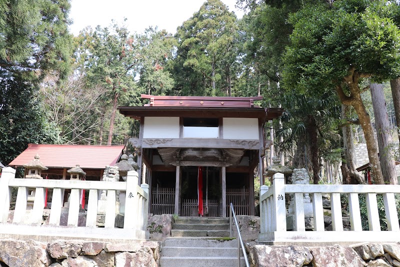 瀧倉神社